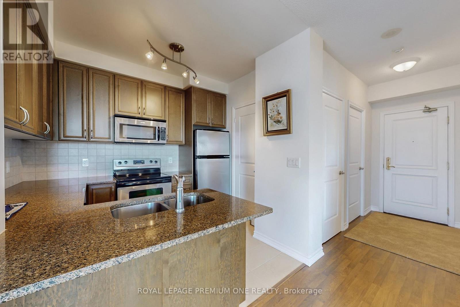 606 - 9235 Jane Street, Vaughan, Ontario  L6A 0J8 - Photo 15 - N12451984