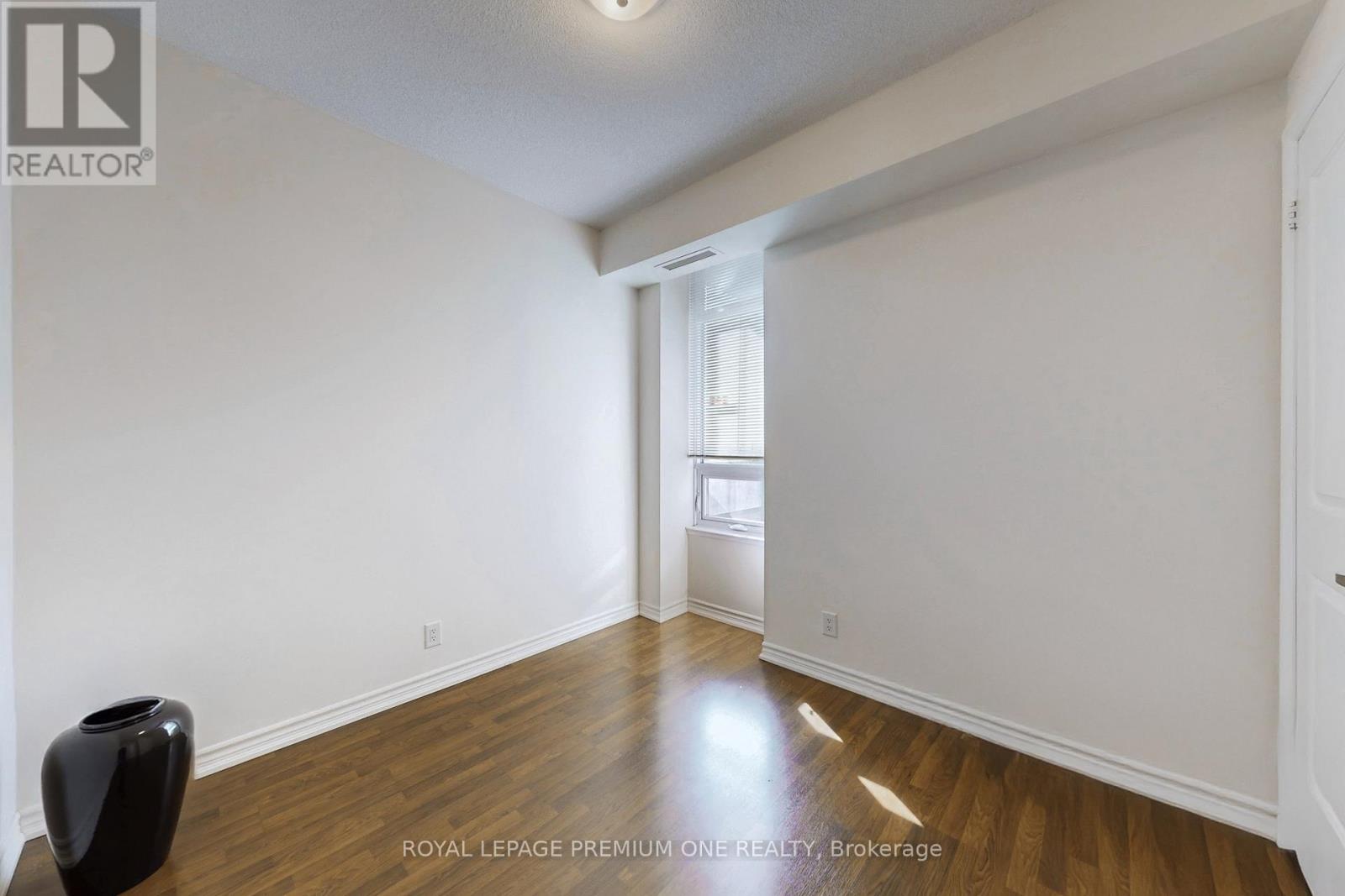 606 - 9235 Jane Street, Vaughan, Ontario  L6A 0J8 - Photo 25 - N12451984