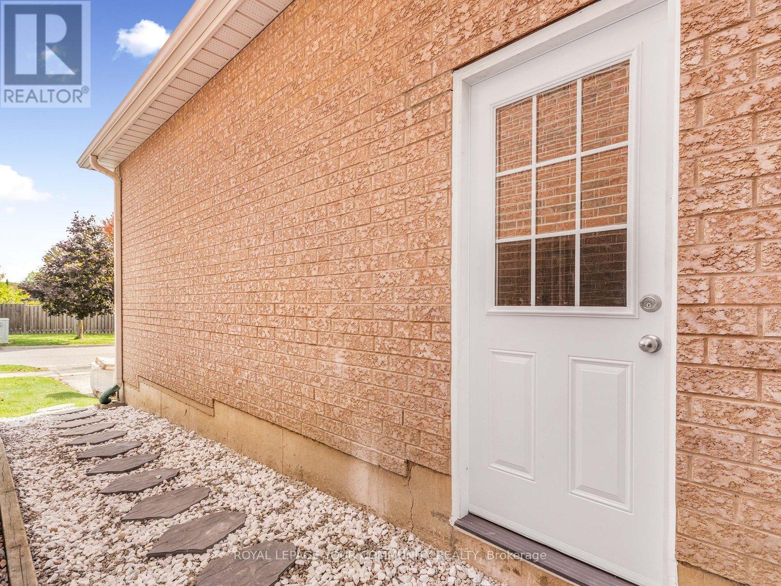 Bsmt - 56 Casa Grande Street, Richmond Hill, Ontario  L4S 1R1 - Photo 2 - N12451995
