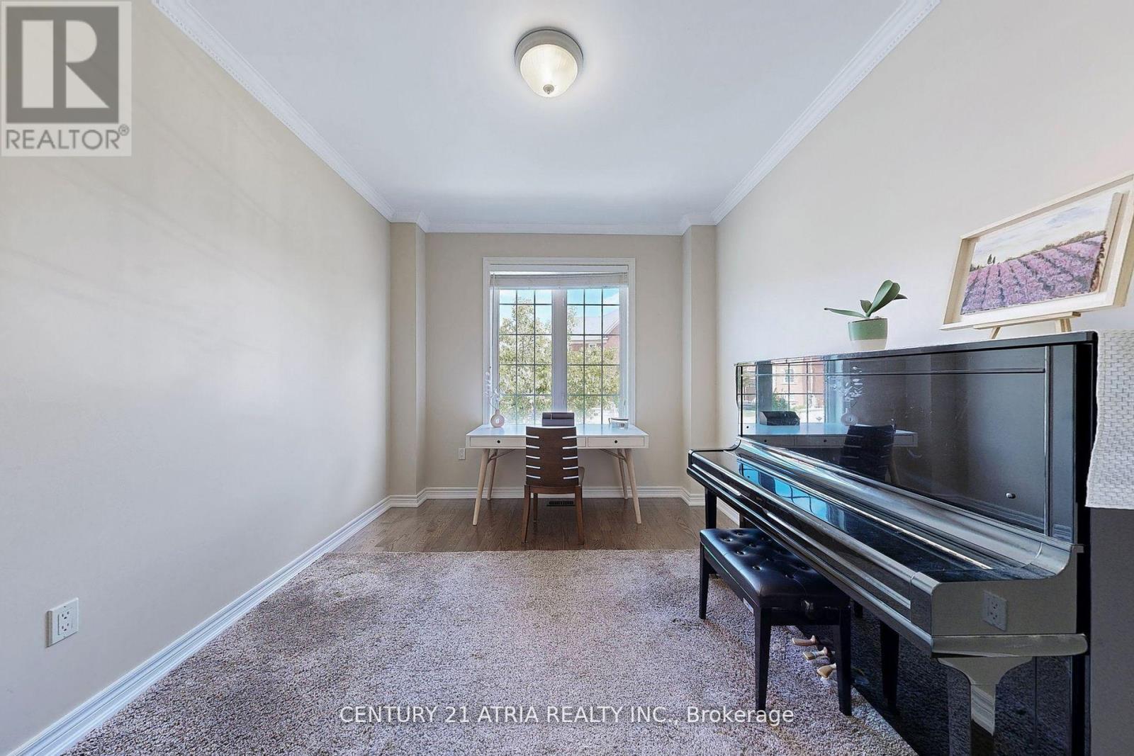 24 Gannett Drive, Richmond Hill, Ontario  L4E 0E9 - Photo 7 - N12451999