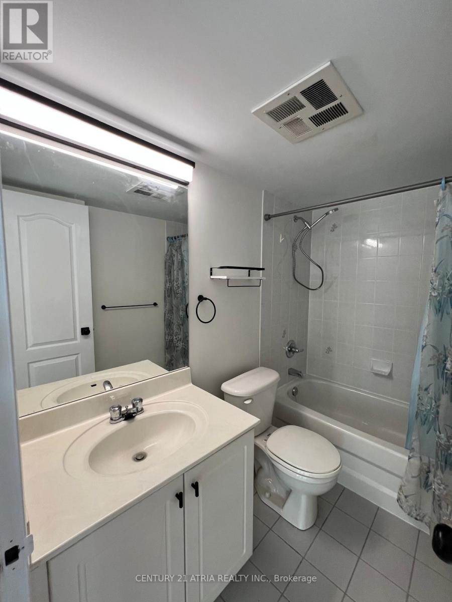 1110 - 135 Pond Drive, Markham, Ontario  L3T 7V6 - Photo 9 - N12452022