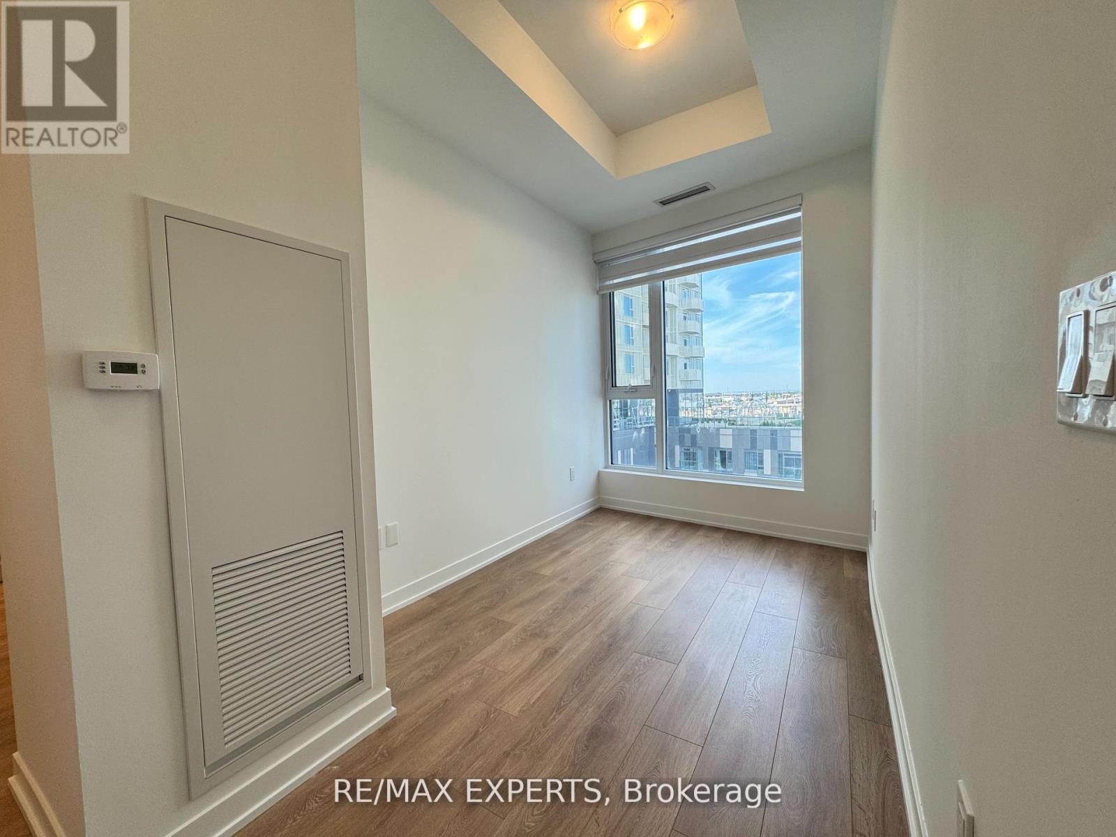 605 - 474 Caldari Road, Vaughan, Ontario  L4K 0R5 - Photo 11 - N12452023