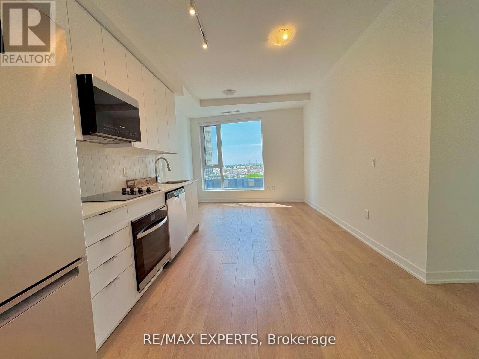 605 - 474 Caldari Road, Vaughan, Ontario  L4K 0R5 - Photo 5 - N12452023