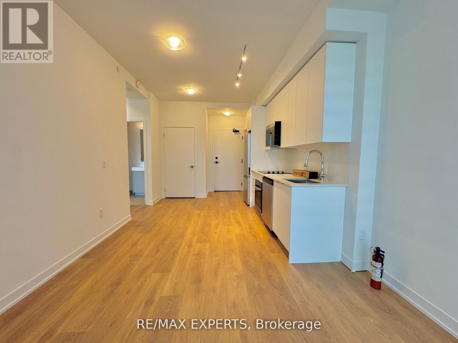605 - 474 Caldari Road, Vaughan, Ontario  L4K 0R5 - Photo 8 - N12452023