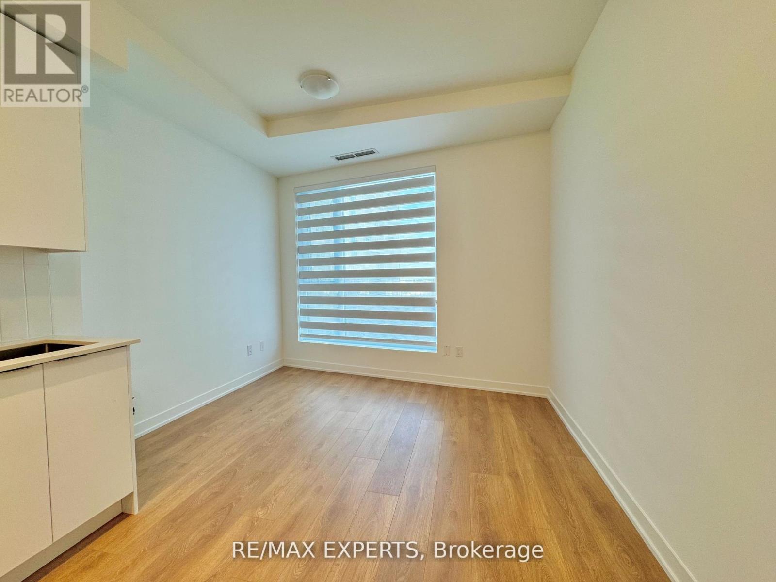 605 - 474 Caldari Road, Vaughan, Ontario  L4K 0R5 - Photo 9 - N12452023