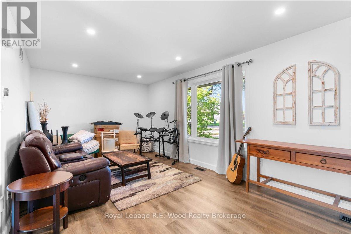 71 North Street W, Norwich, Ontario  N0J 1R0 - Photo 14 - X12452093