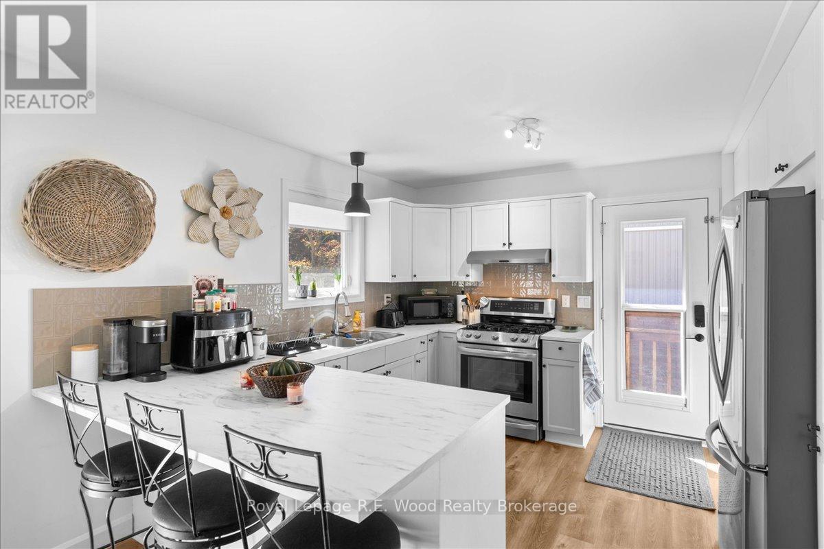 71 North Street W, Norwich, Ontario  N0J 1R0 - Photo 16 - X12452093