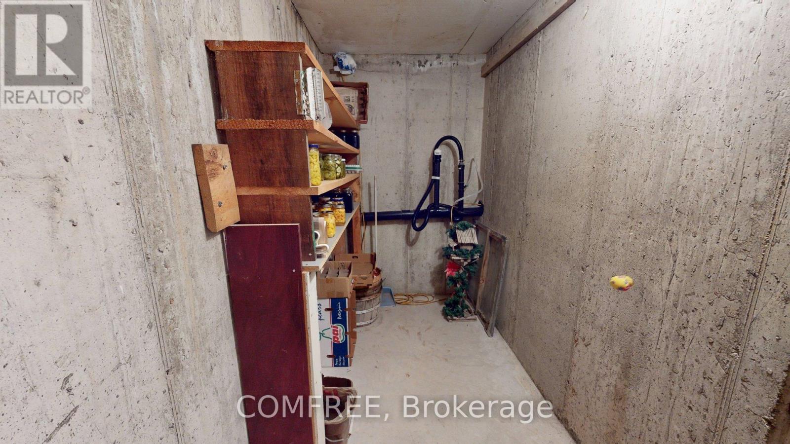 12 - 12 Pond View Drive, Wellesley, Ontario  N0B 2T0 - Photo 23 - X12452111