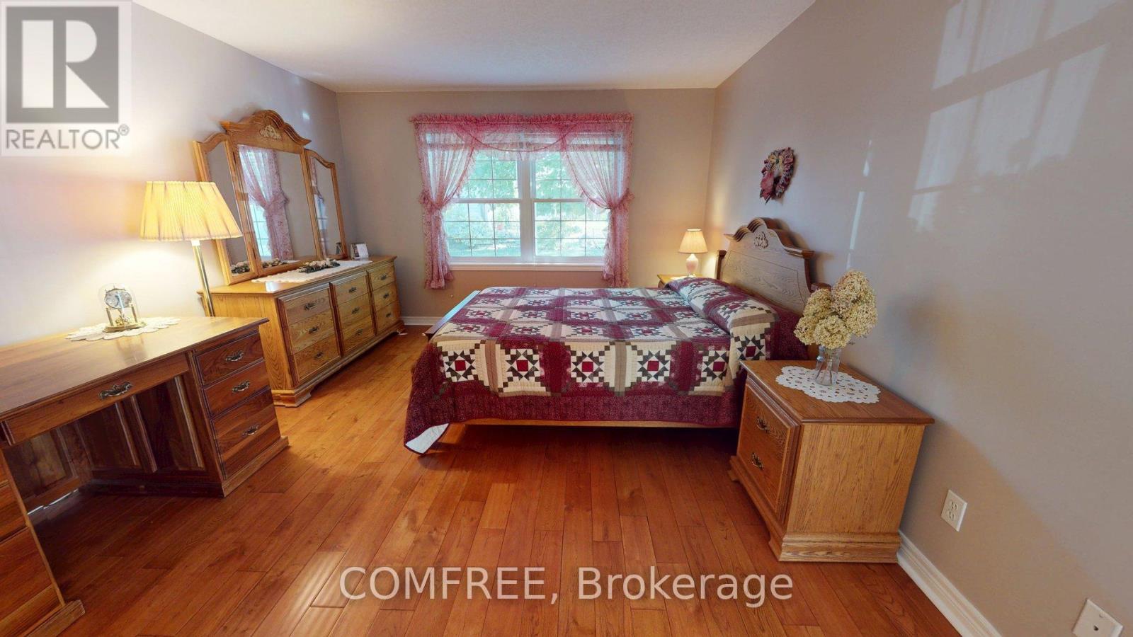 12 - 12 Pond View Drive, Wellesley, Ontario  N0B 2T0 - Photo 9 - X12452111