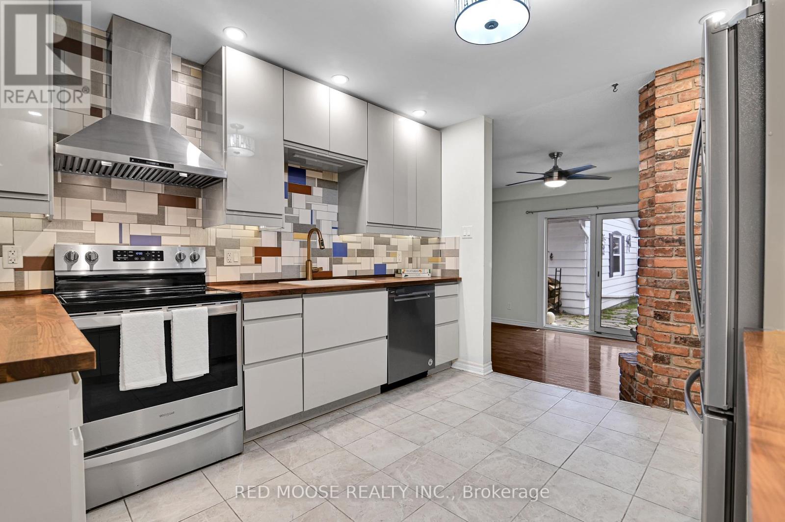 21 Ramsgate Private, Ottawa, Ontario  K1V 8M4 - Photo 11 - X12452114