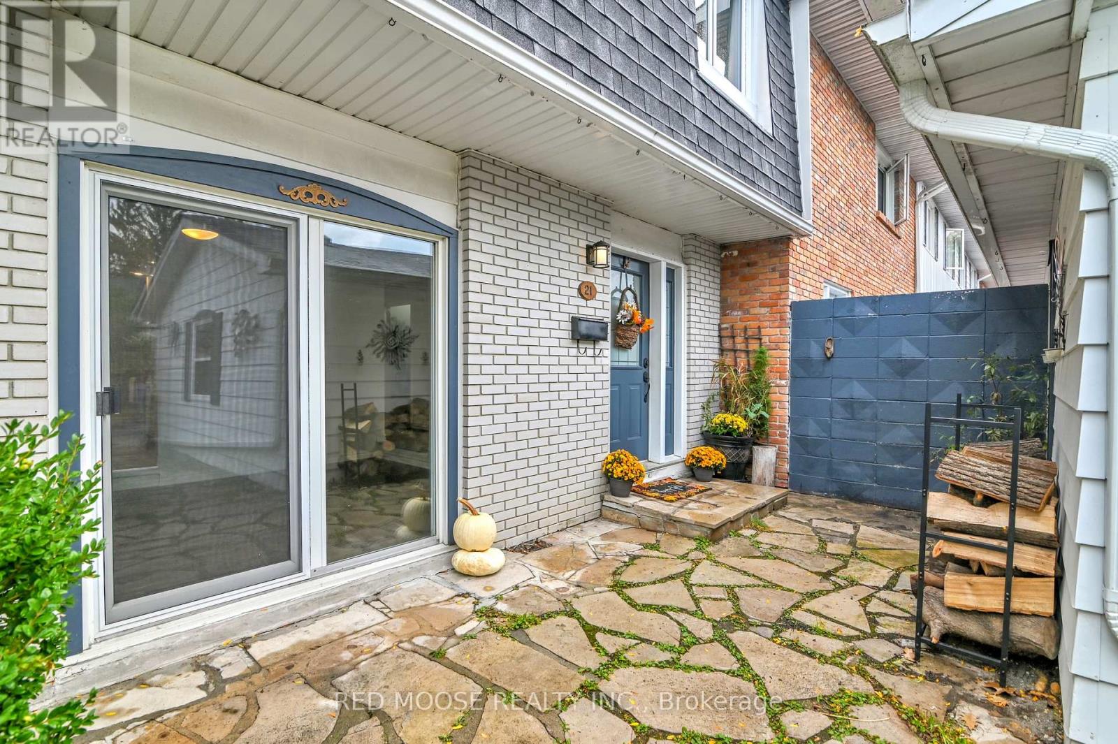 21 Ramsgate Private, Ottawa, Ontario  K1V 8M4 - Photo 2 - X12452114