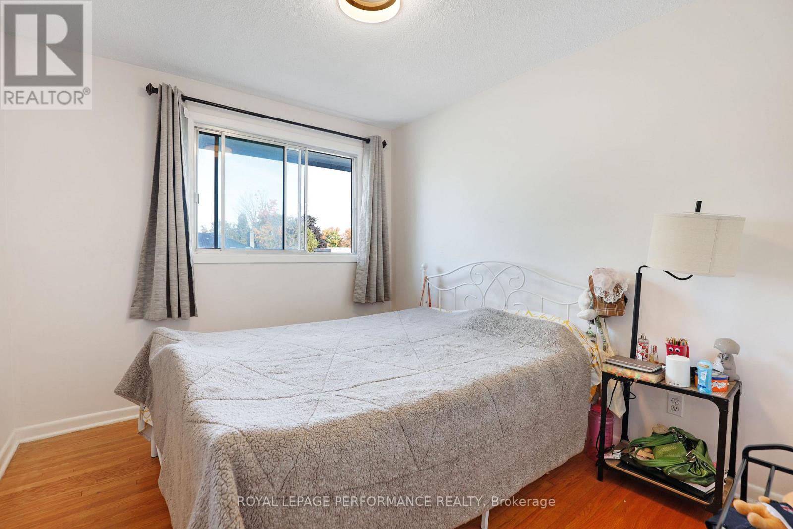 142 Meadowlands Drive W, Ottawa, Ontario  K2G 2S4 - Photo 19 - X12452125