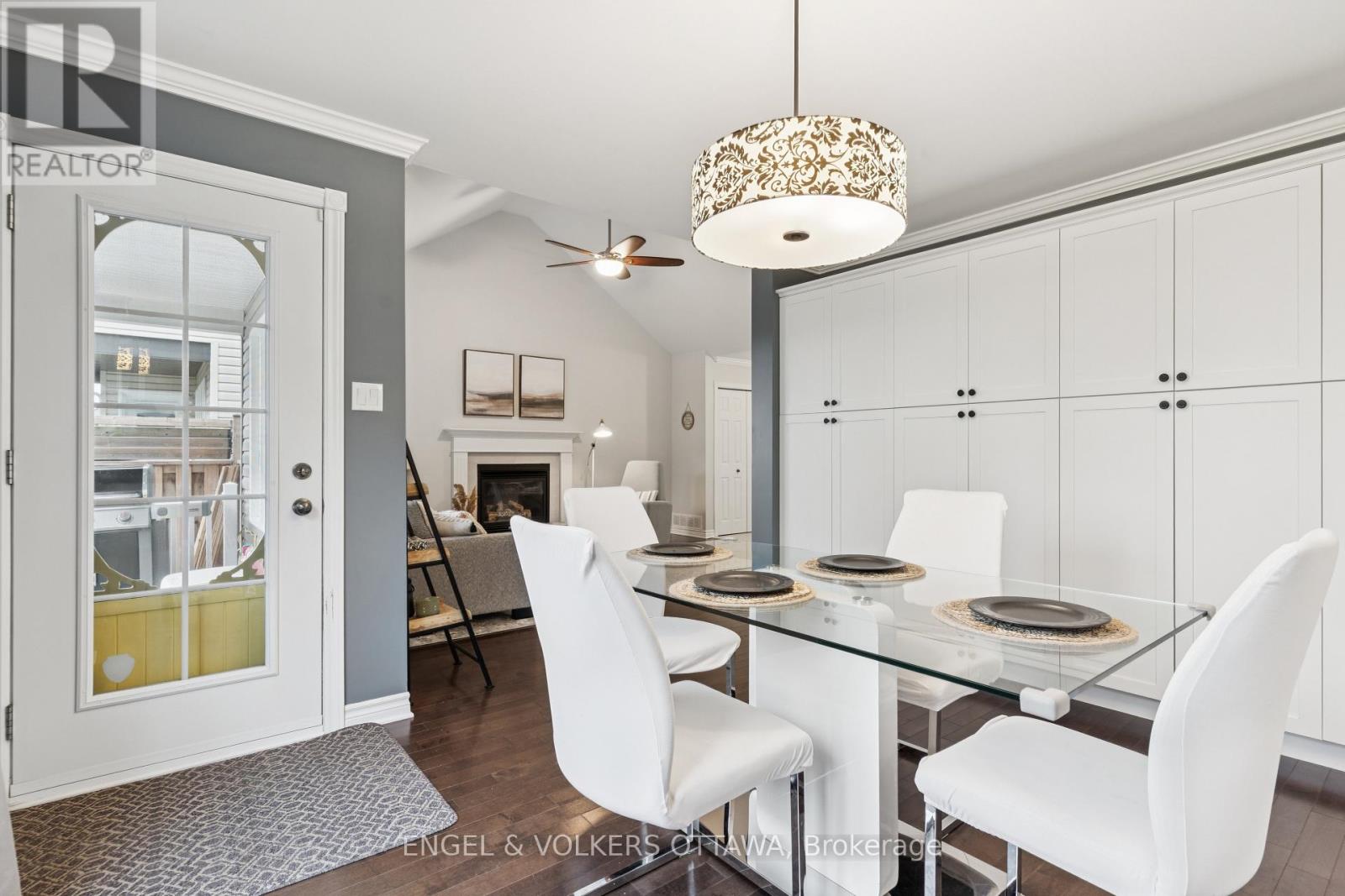 161 Des Pins Street, Russell, Ontario  K4R 0B9 - Photo 13 - X12452146