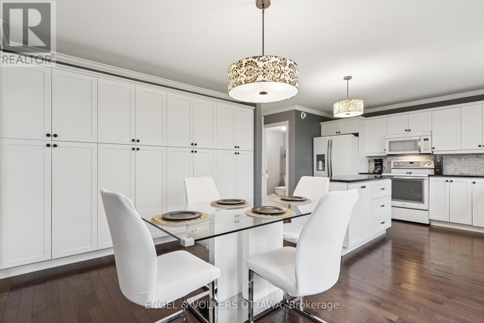 161 Des Pins Street, Russell, Ontario  K4R 0B9 - Photo 15 - X12452146