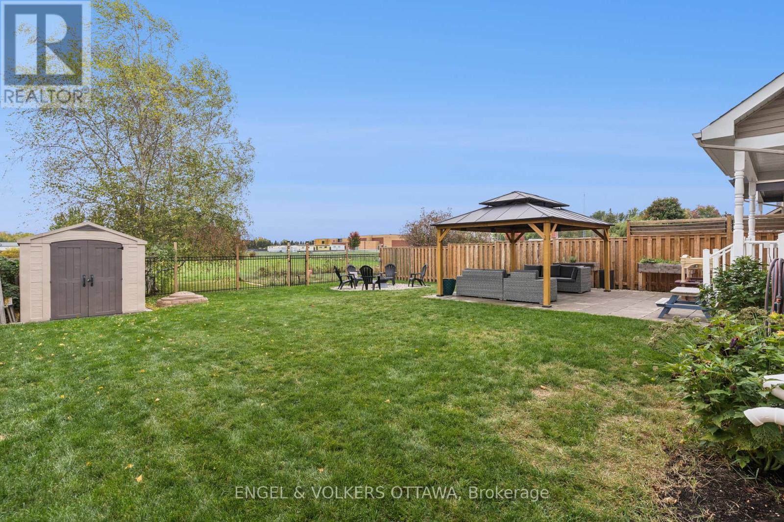 161 Des Pins Street, Russell, Ontario  K4R 0B9 - Photo 44 - X12452146