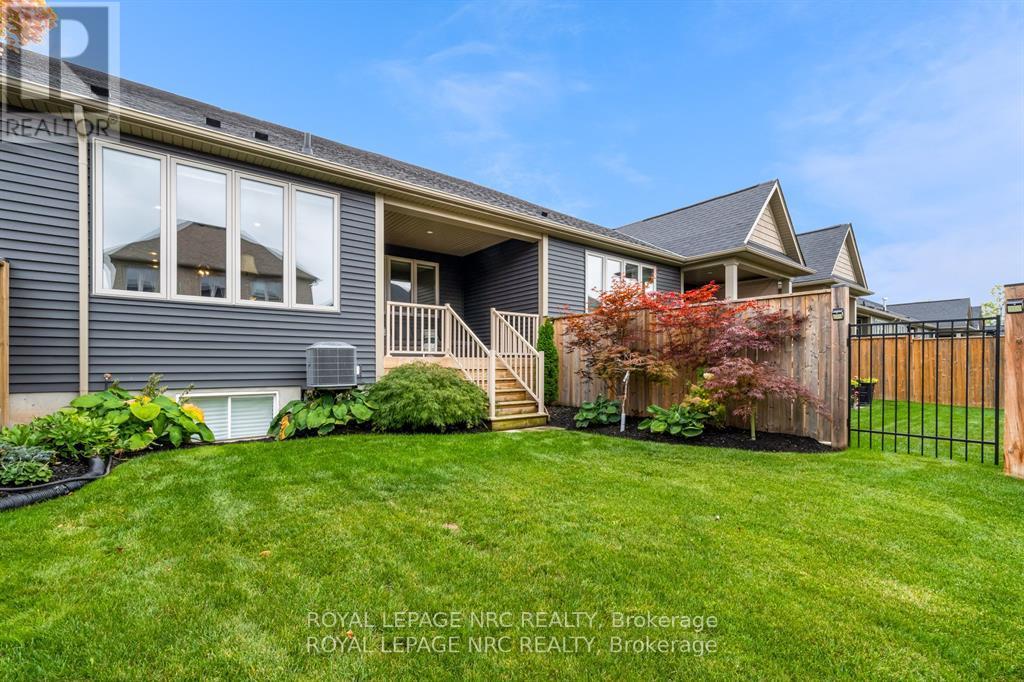 28 Campbell Street, Thorold, Ontario  L2V 0J3 - Photo 3 - X12452155