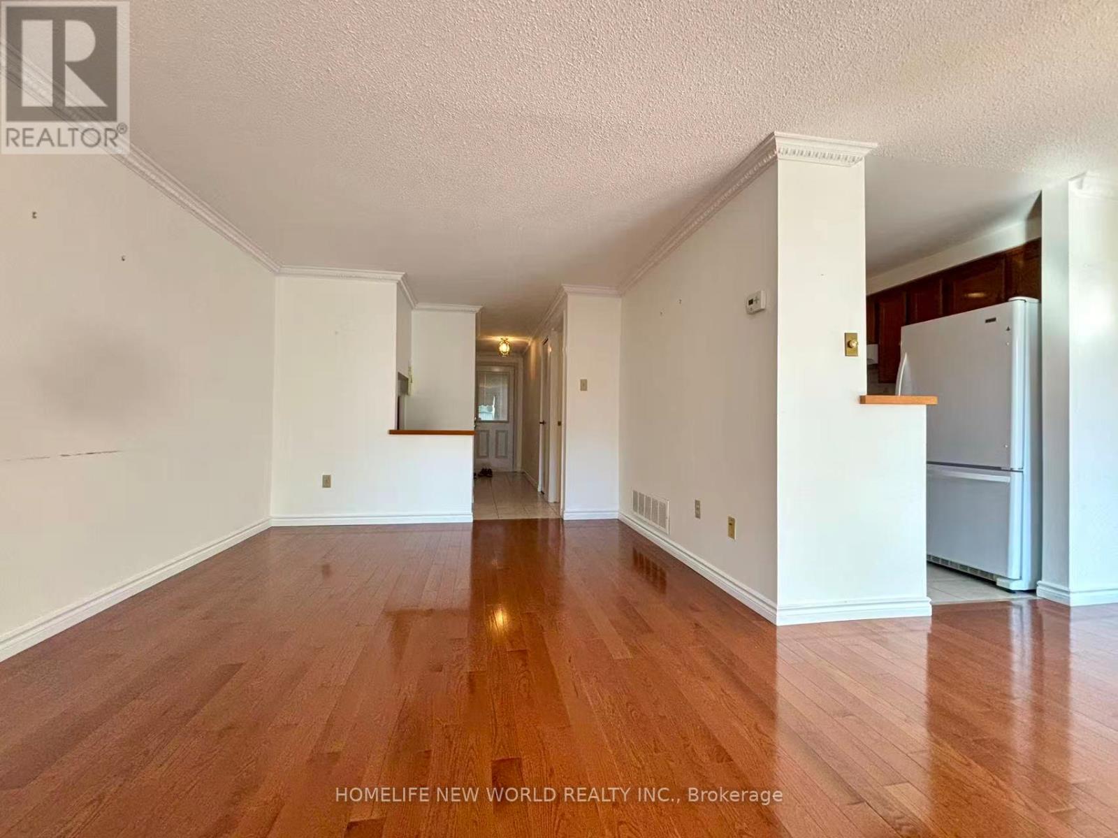 37 Mossbrook Crescent, Toronto, Ontario  M1W 2W8 - Photo 5 - E12451105