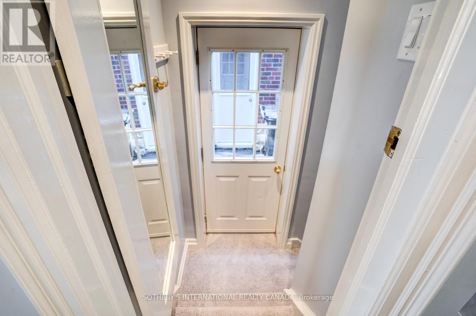 117 Deloraine Avenue, Toronto, Ontario  M5M 2B1 - Photo 24 - C12452025