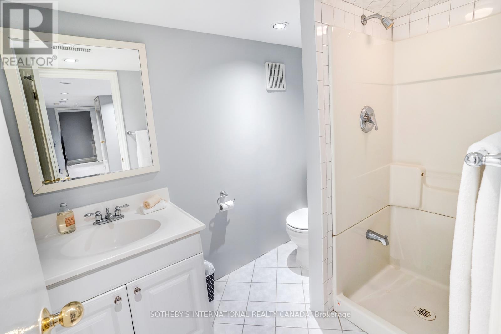 117 Deloraine Avenue, Toronto, Ontario  M5M 2B1 - Photo 31 - C12452025