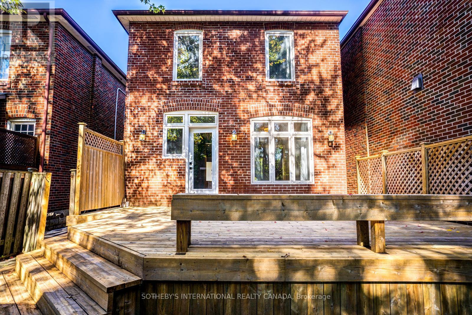 117 Deloraine Avenue, Toronto, Ontario  M5M 2B1 - Photo 34 - C12452025