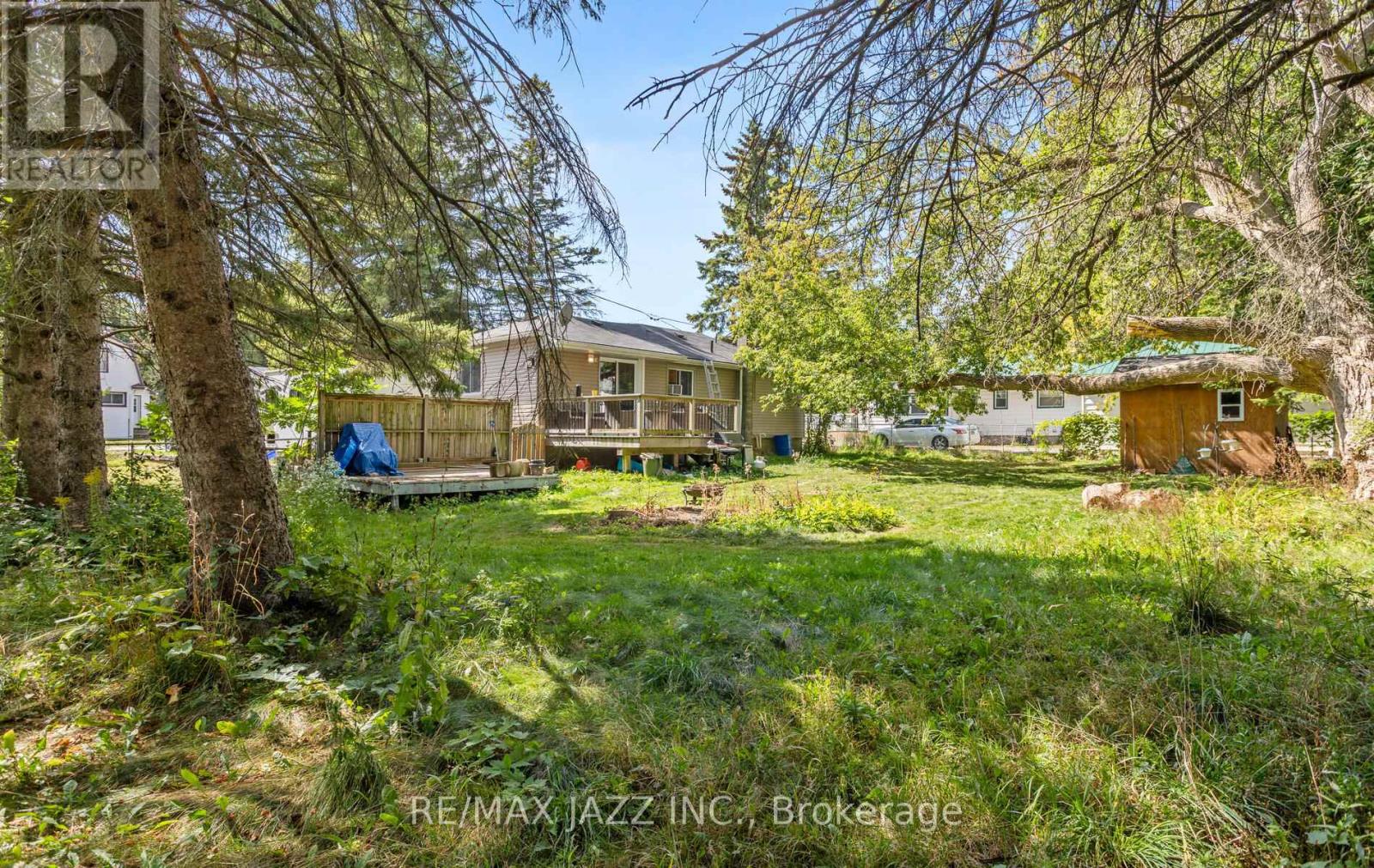 34 Fawcette Avenue E, Prince Edward County, Ontario  K0K 2T0 - Photo 14 - X12402139