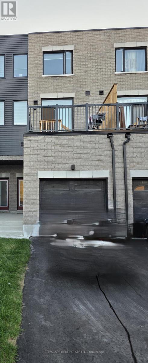 229 Monarch Avenue, Ajax, Ontario  L1S 7M3 - Photo 2 - E12446651