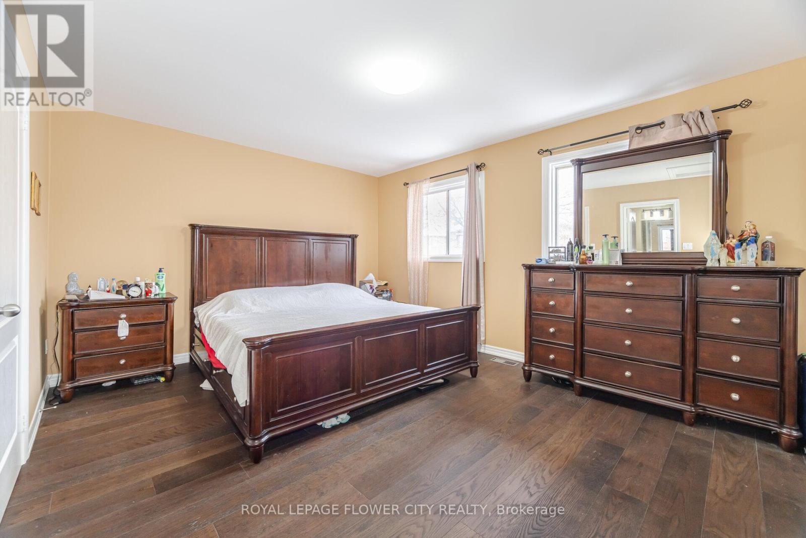 68 Denton Circle, Vaughan, Ontario  L6A 2N4 - Photo 17 - N12419790