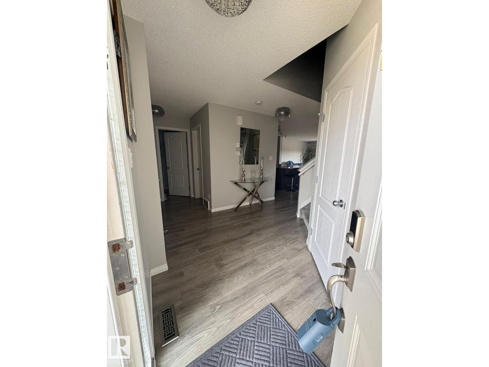 17023 38 St Nw, Edmonton, Alberta  T5Y 3S1 - Photo 3 - E4454200
