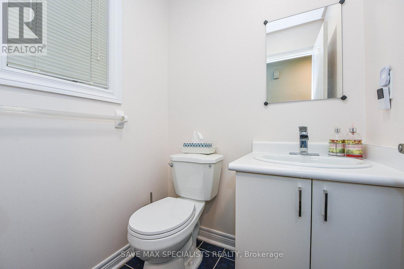 614 Lumberton Crescent, Mississauga, Ontario  L4Z 3Z5 - Photo 15 - W12451962