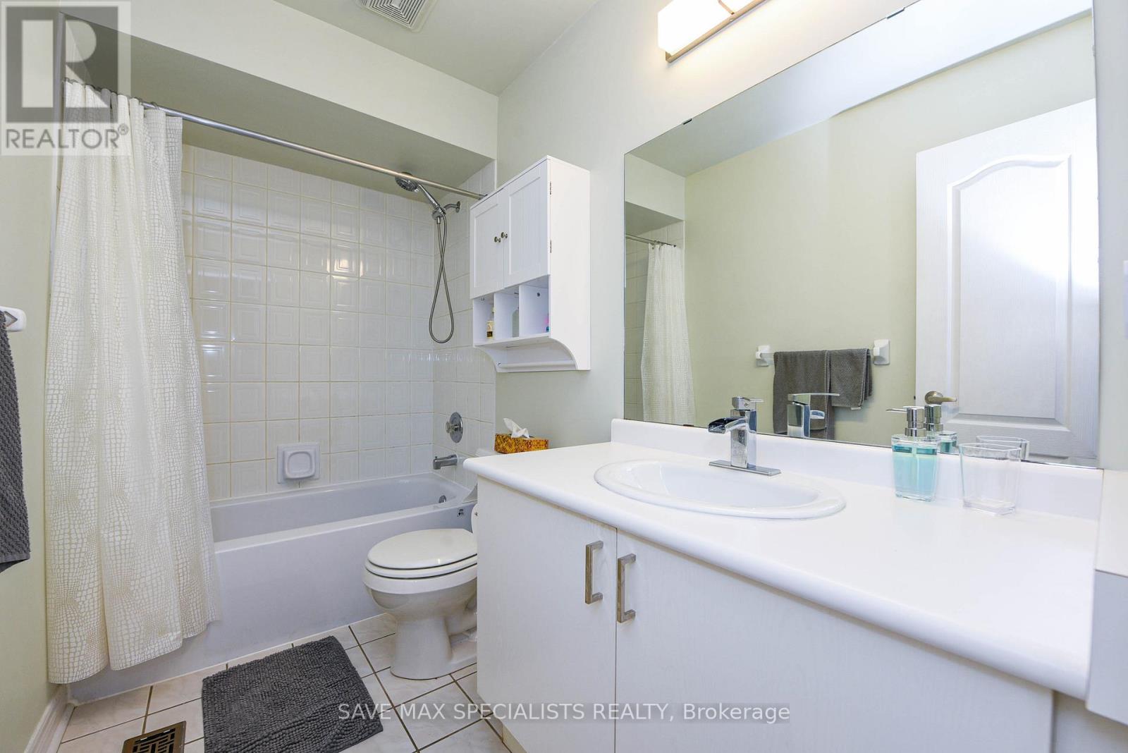 614 Lumberton Crescent, Mississauga, Ontario  L4Z 3Z5 - Photo 34 - W12451962