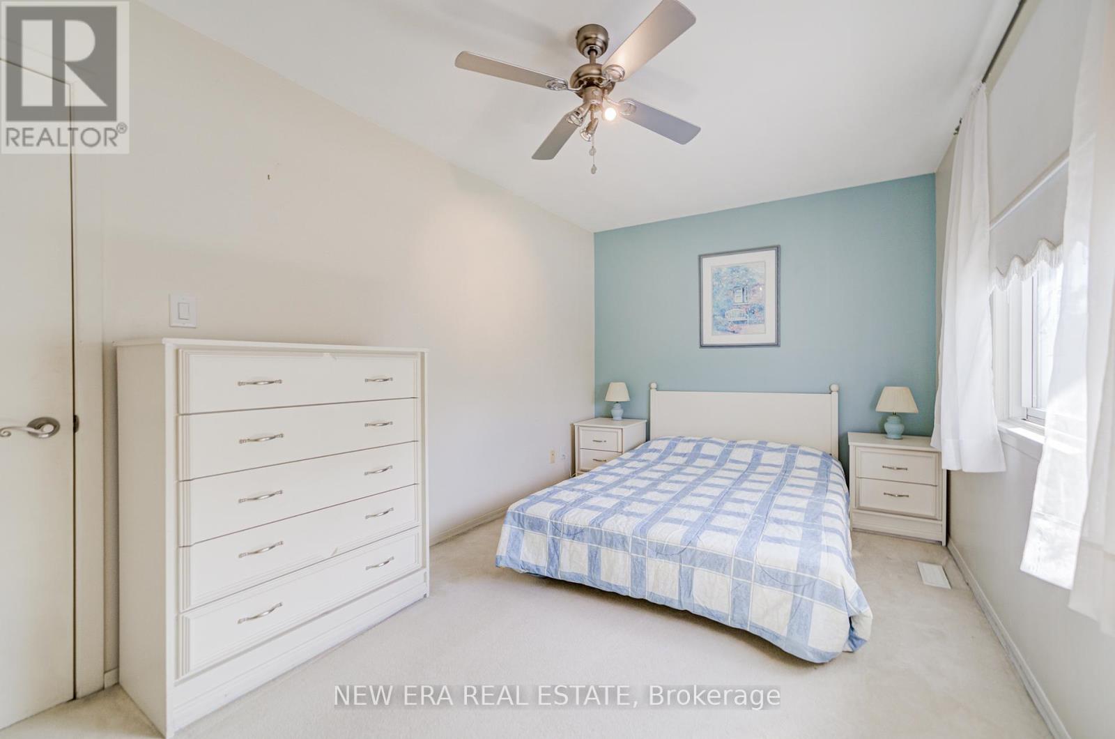 5 Burnhamill Place, Toronto, Ontario  M9C 3S3 - Photo 29 - W12451978