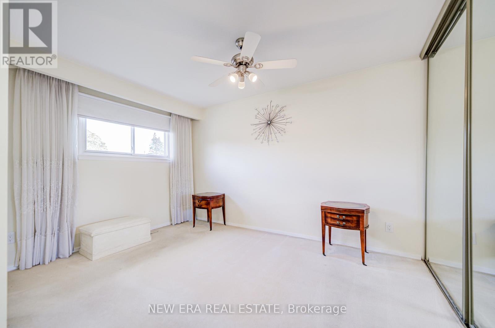 5 Burnhamill Place, Toronto, Ontario  M9C 3S3 - Photo 31 - W12451978