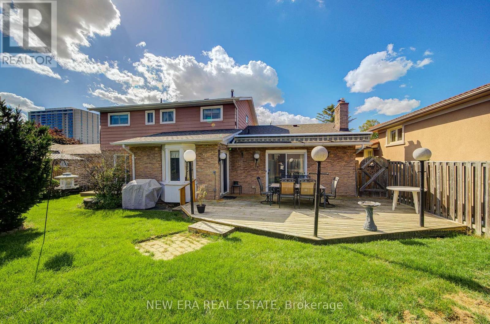 5 Burnhamill Place, Toronto, Ontario  M9C 3S3 - Photo 45 - W12451978