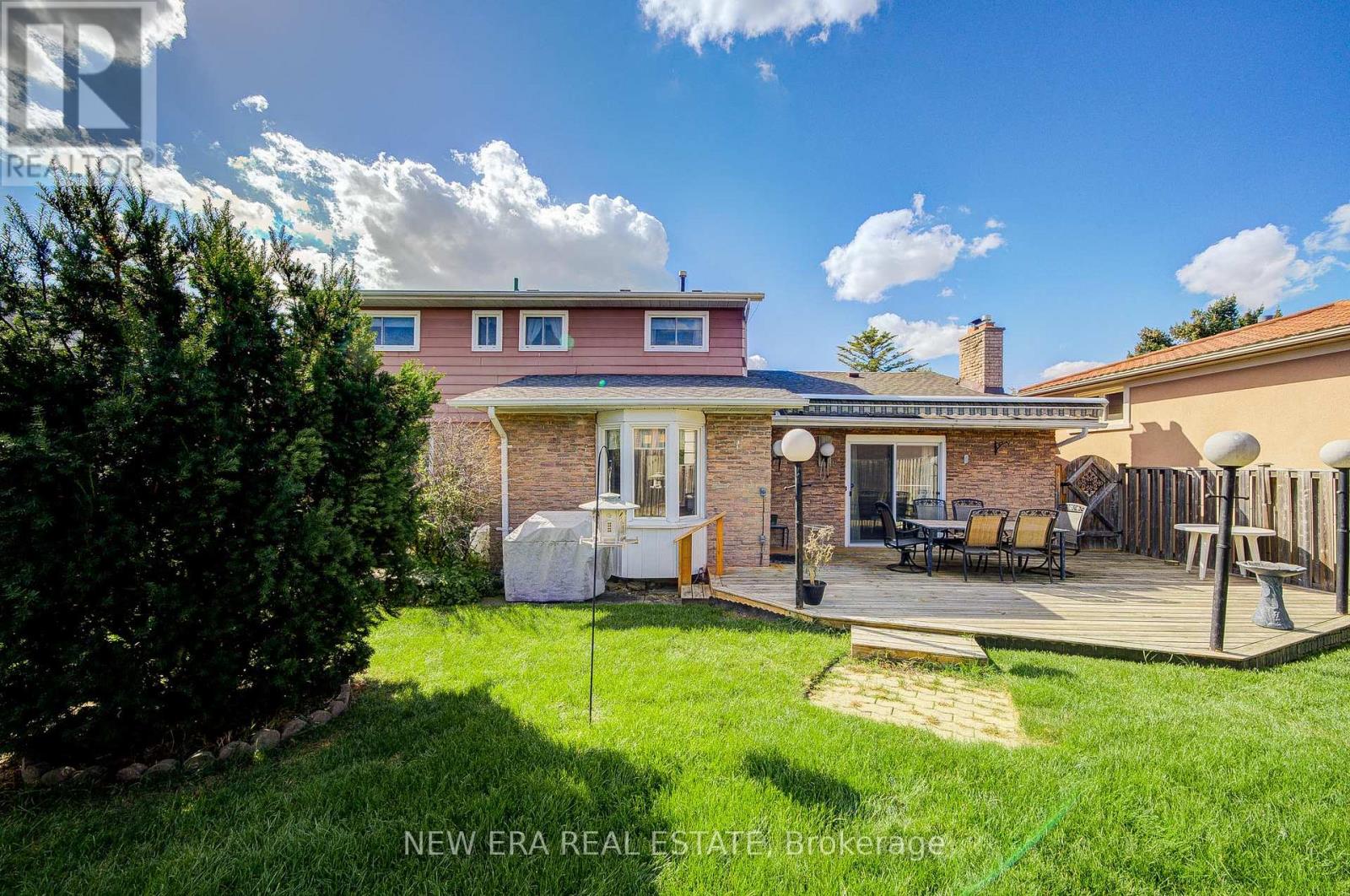 5 Burnhamill Place, Toronto, Ontario  M9C 3S3 - Photo 48 - W12451978