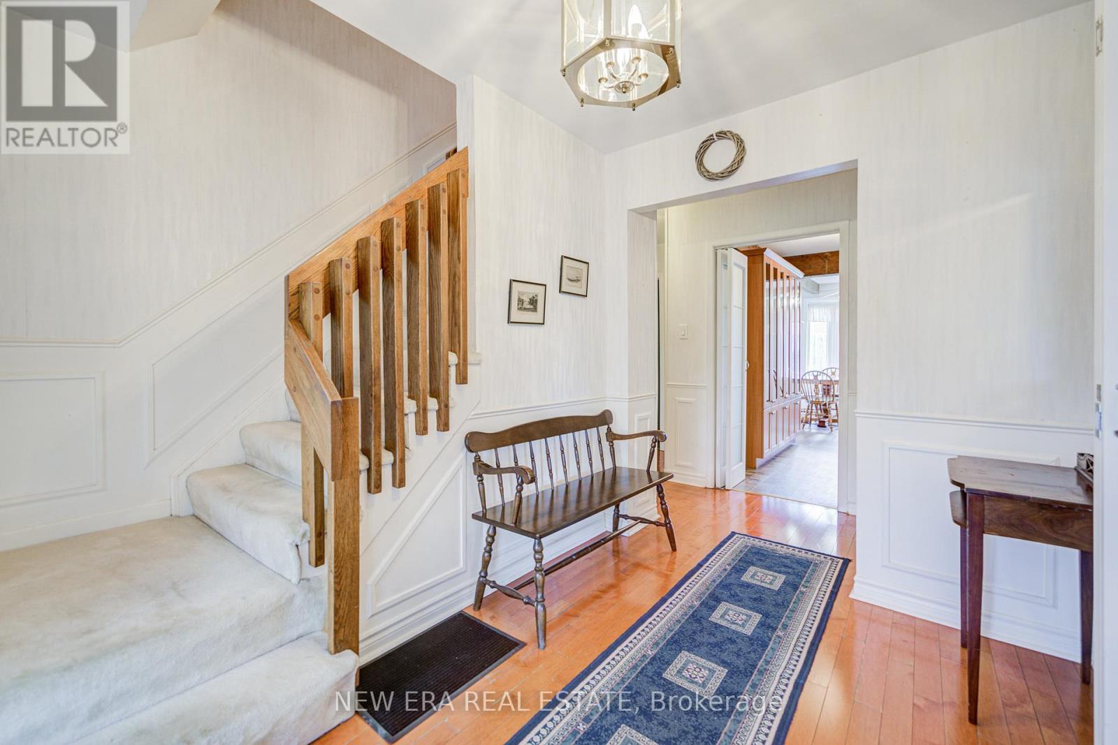 5 Burnhamill Place, Toronto, Ontario  M9C 3S3 - Photo 8 - W12451978