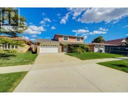 5 BURNHAMILL PLACE, Toronto, Ontario
