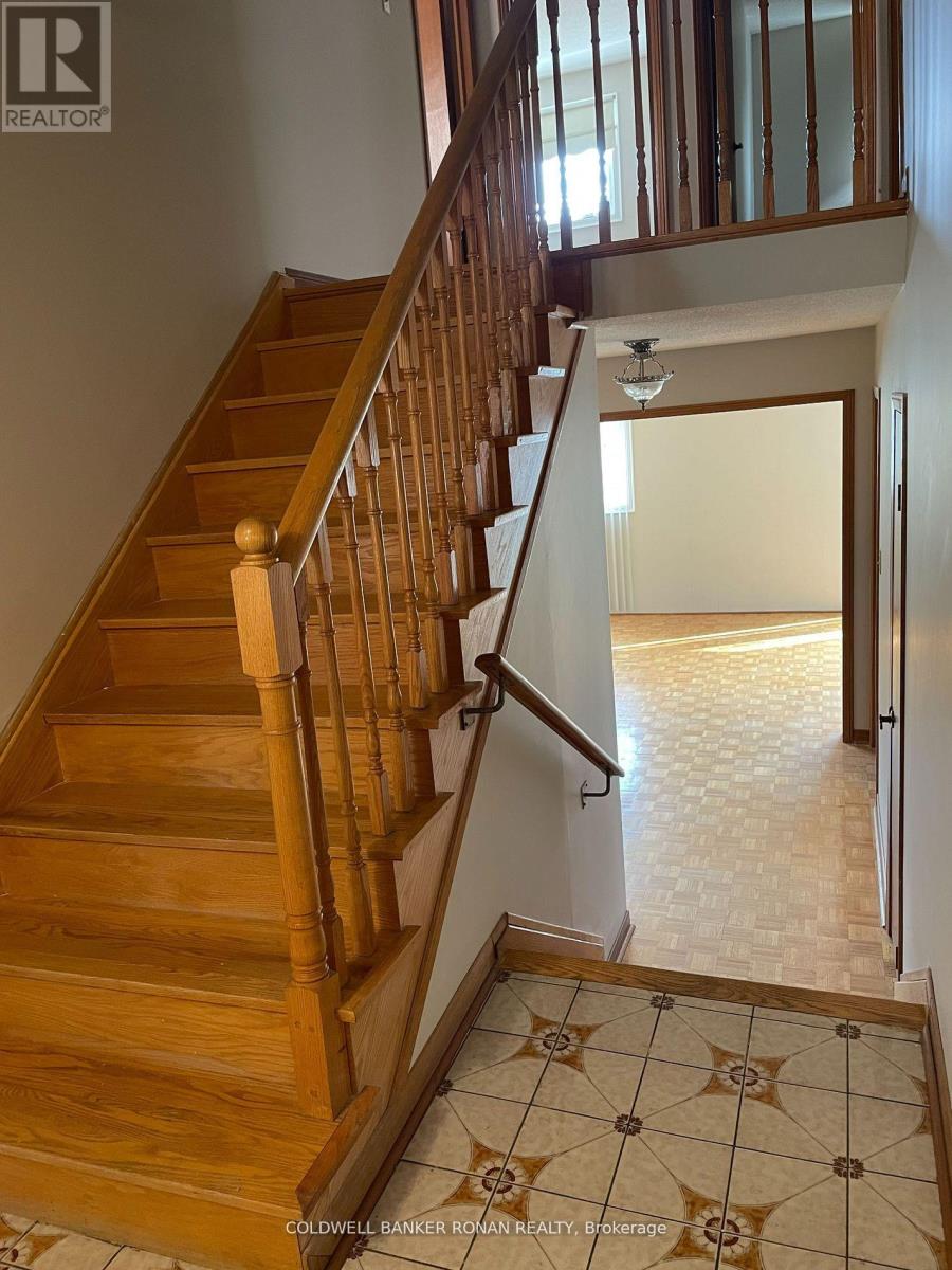74 Minglehaze Drive, Toronto, Ontario  M9V 4W9 - Photo 2 - W12452009