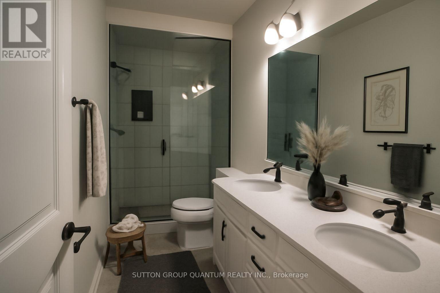 1355 Copley Court, Milton, Ontario  L9E 2E6 - Photo 9 - W12452018