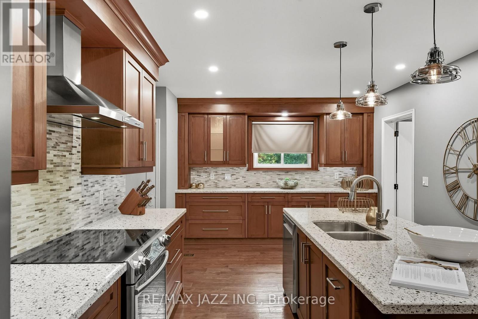 73 Columbus Road E, Oshawa, Ontario  L1H 0G3 - Photo 10 - E12452156