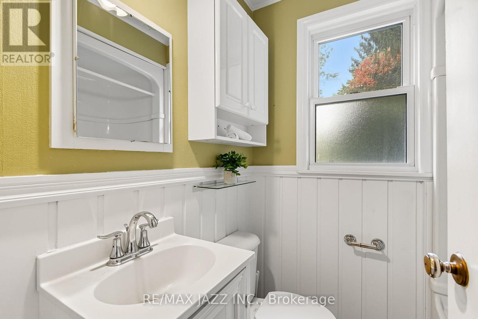 73 Columbus Road E, Oshawa, Ontario  L1H 0G3 - Photo 32 - E12452156