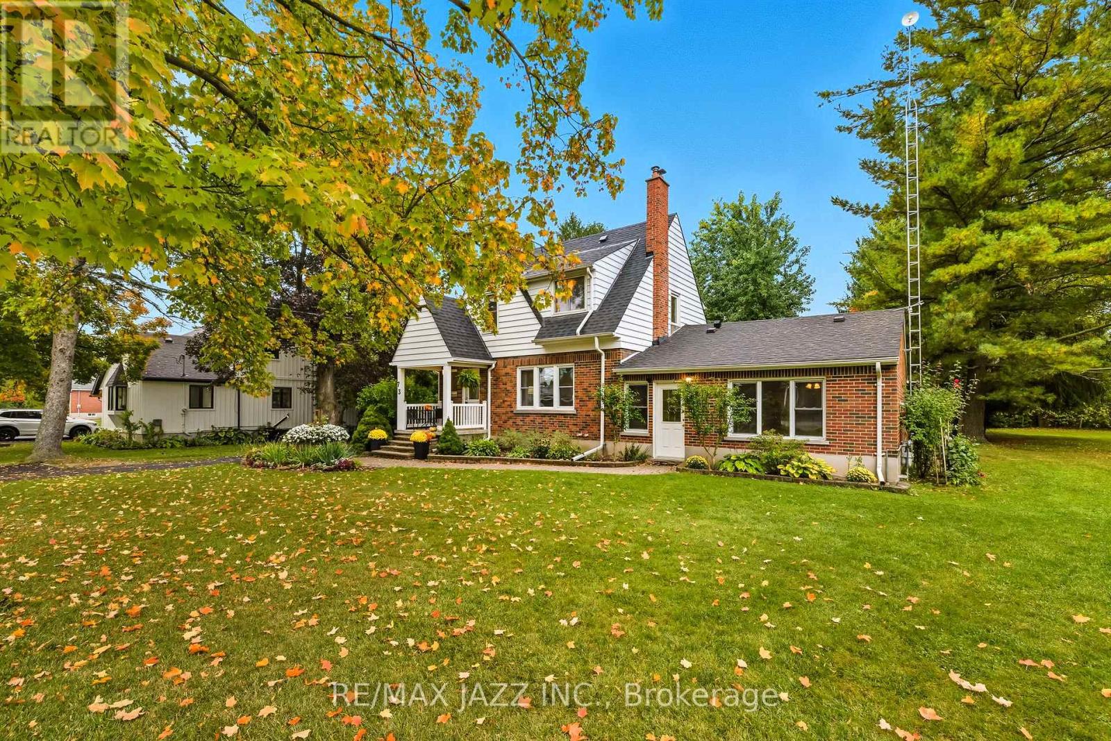 73 Columbus Road E, Oshawa, Ontario  L1H 0G3 - Photo 4 - E12452156