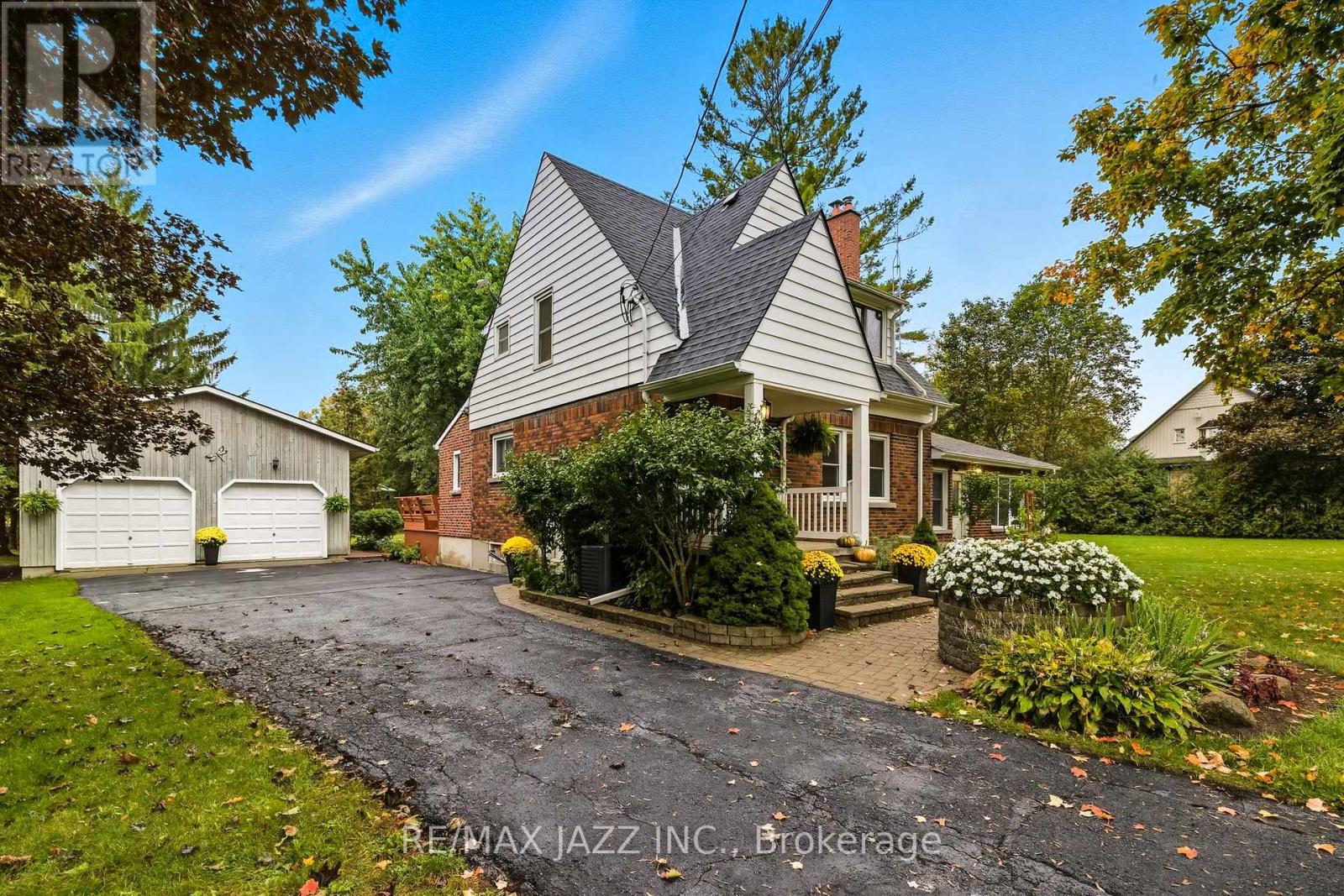 73 Columbus Road E, Oshawa, Ontario  L1H 0G3 - Photo 5 - E12452156