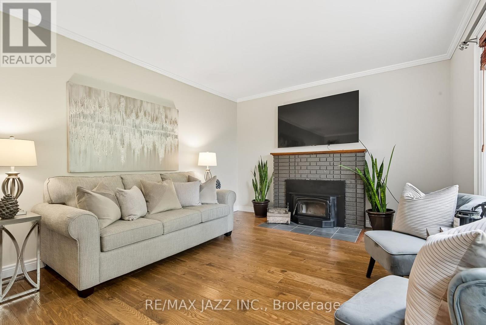73 Columbus Road E, Oshawa, Ontario  L1H 0G3 - Photo 7 - E12452156