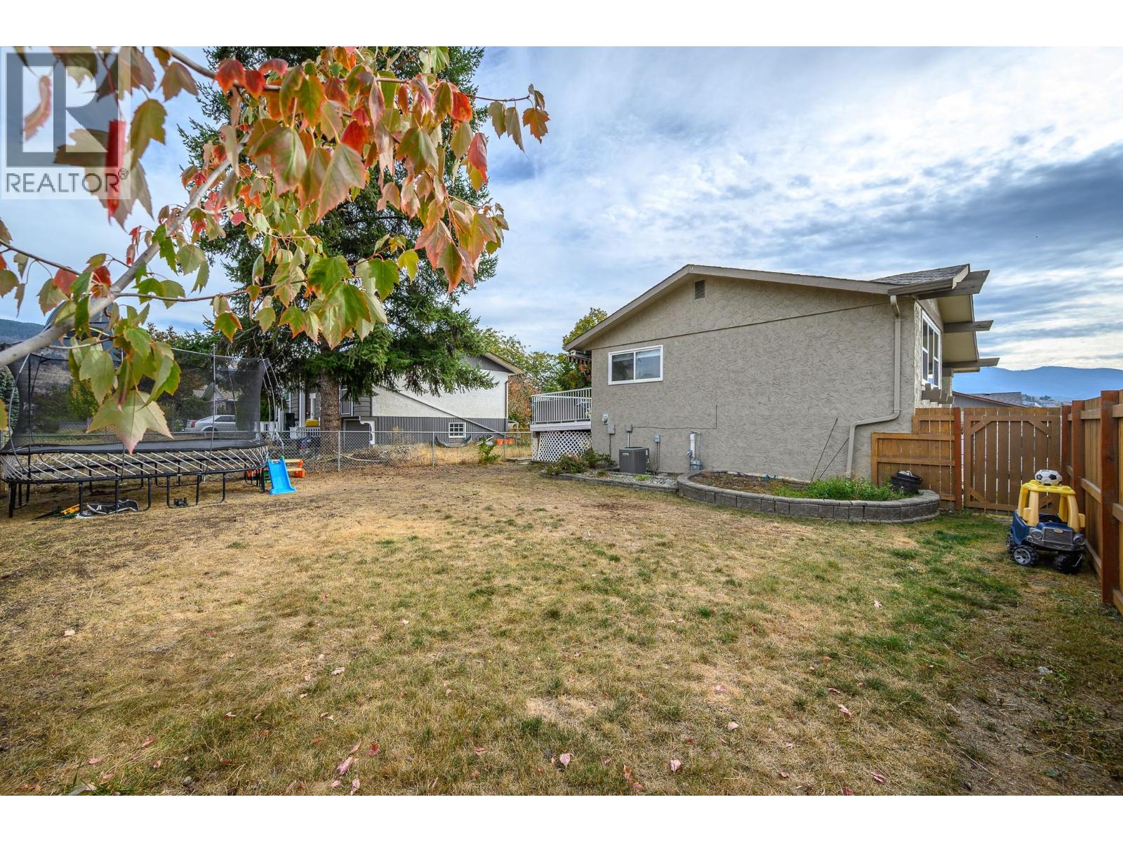 2003 21 Street, Vernon, British Columbia  V1T 7C3 - Photo 27 - 10365383