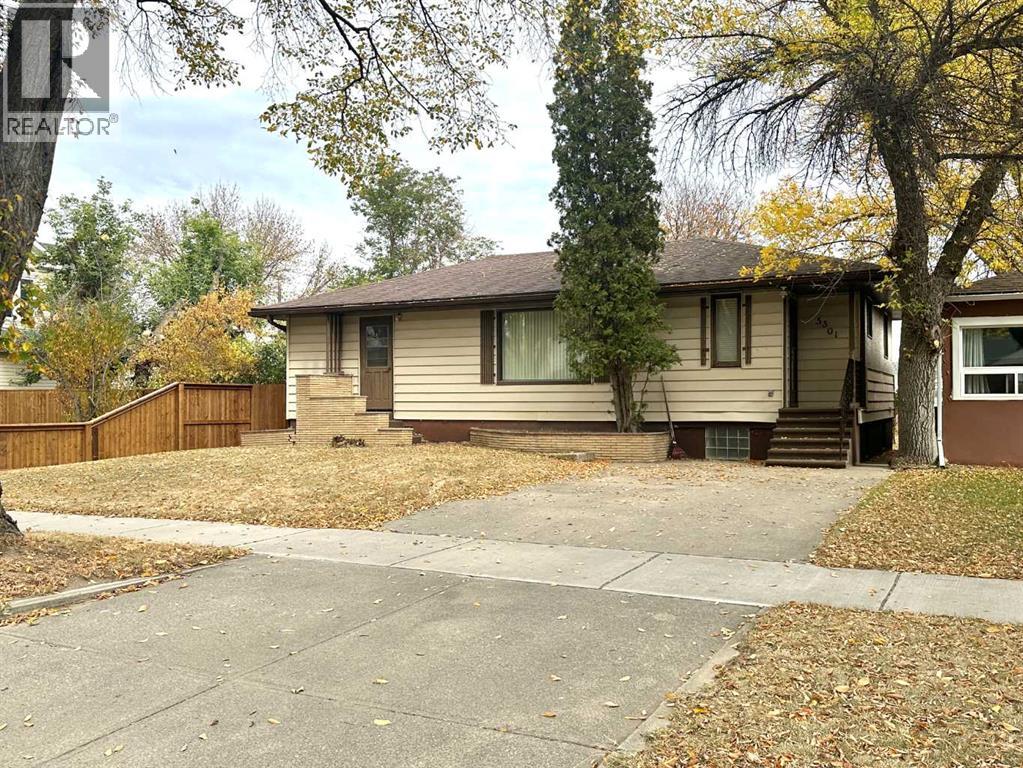 Property at 5301 52 Street image 1