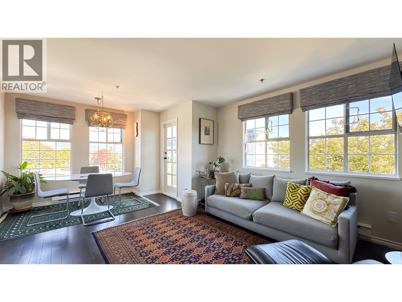 402 PH2 2091 VINE STREET, Vancouver, British Columbia