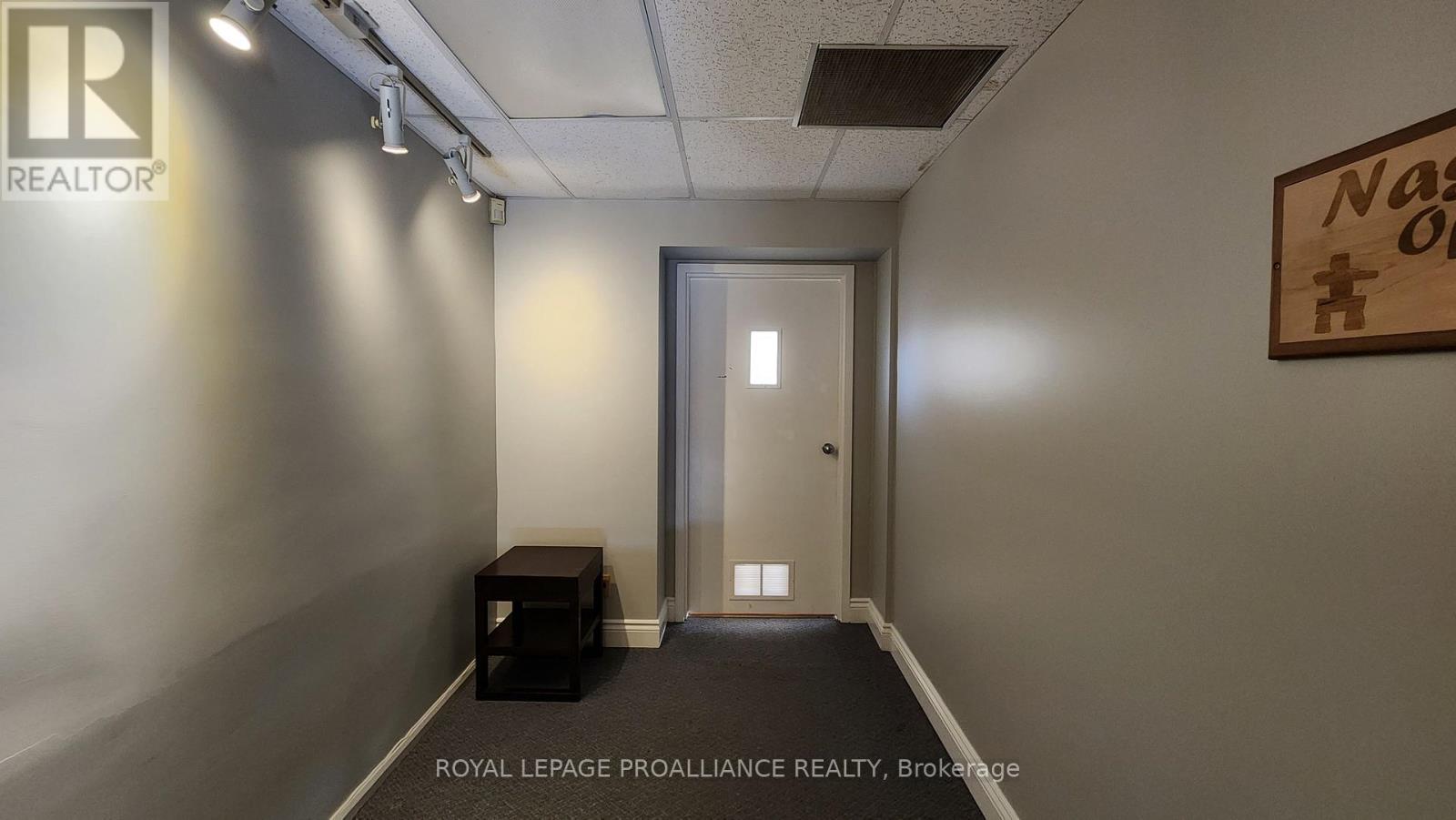 C - 354 Pinnacle Street, Belleville, Ontario  K8N 3B4 - Photo 3 - X12452048