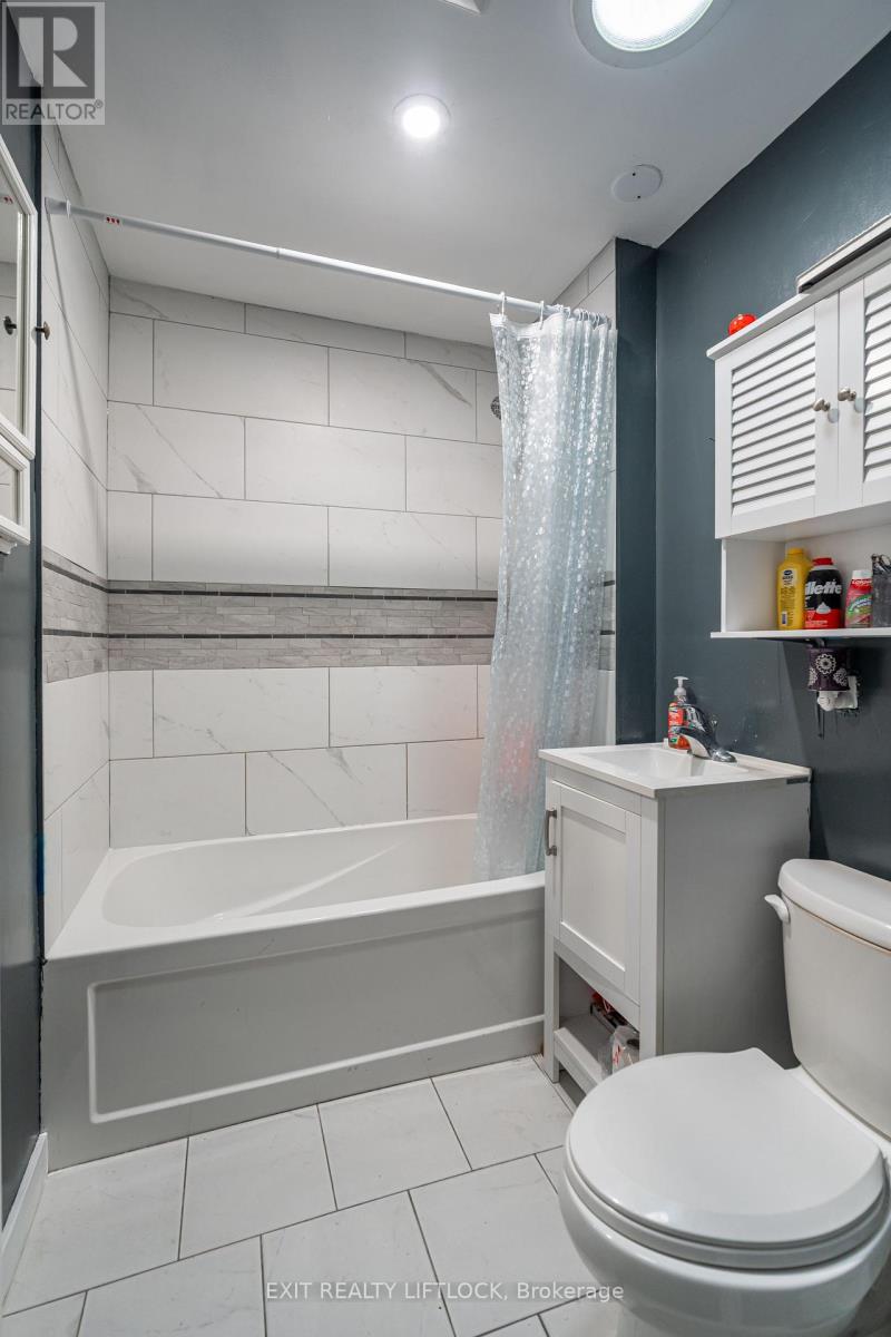 720 New Romaine Street, Peterborough, Ontario  K9J 2E8 - Photo 19 - X12452092