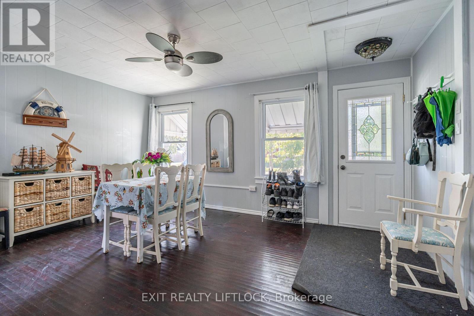 720 New Romaine Street, Peterborough, Ontario  K9J 2E8 - Photo 5 - X12452092