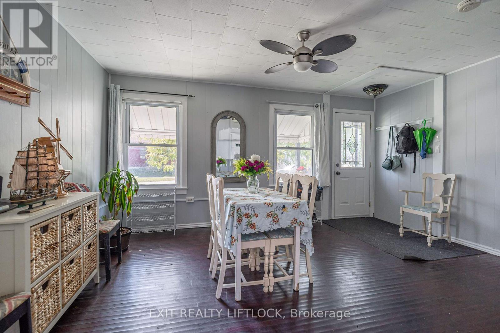 720 New Romaine Street, Peterborough, Ontario  K9J 2E8 - Photo 7 - X12452092